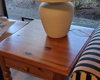 Pine End Table with Drawer and Pottery Base Table Lamp