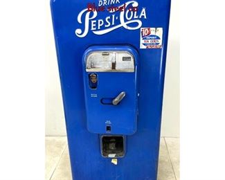 Lot 248 Vintage 10c PEPSI Cola Vending Machine. Blue steel ca