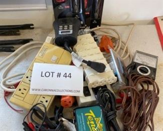 Electrical Lot# Plugs, battery charger, timer, flashlights. 