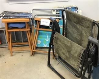 folding beach chairs and director chairs