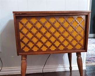 Vintage Electrophonic Stereo Console
27 1/2"H × 24"W × 16 3/4"D  Reserve price of $125 and sold as-is; phonograph is missing but stereo works; if interested click "Contact to Buy" button or text Billie at (281) 739-5749