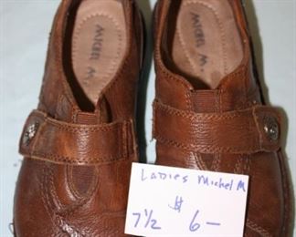 #55i,   Ladies Size 7 1/2 Good Cond  
