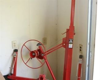 #50      Haul Master 150 lb Dry Wall Hoist. Excellent condition.  Only used 1 time.                                                  