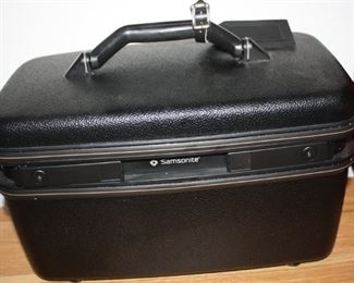 #132   Brand New Samsonite Train/make-up travel case  Never Used                                                               