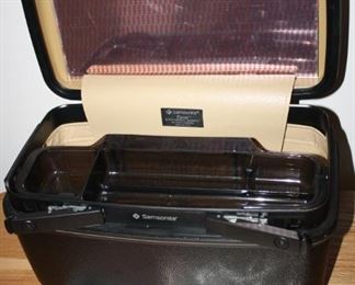 #132   Brand New Samsonite Train/make-up travel case  Never Used  