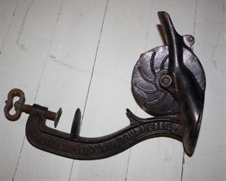 Antique Enterprise Pitter