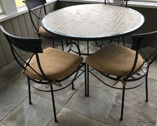 $100 Round Table & 4 Chairs