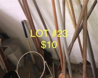 lot No.23 includes a gardening items and fishing net
