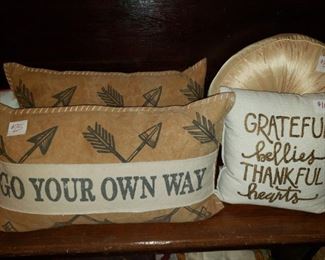 Vintage Round Pillow-$8
New Pillows- Go Your Own Way-$25
Grateful-$16 PENDING 