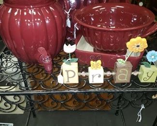 Ceramic Drink Dispenser-$15
Colander-$15
Muffin Pan-$10
Square Pan-$10
Pray-$6 SOLD
Table-$20