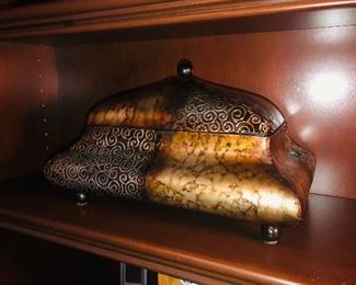 Metal box with lid $22.00