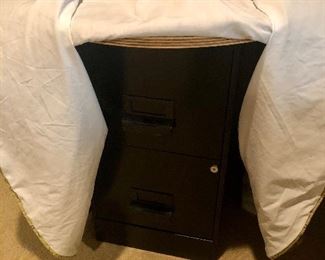 2 drawer file cabinet $30.00