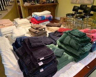 Towels - $2/each
Hand towels - $1/each
Washcloths - .50/each
Sheet sets - $5/each
Blankets - $5/each 