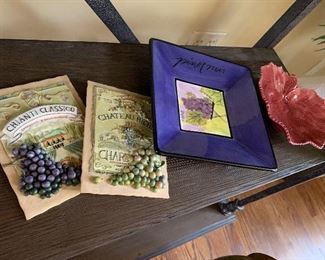 Wine themed items, $10/lot