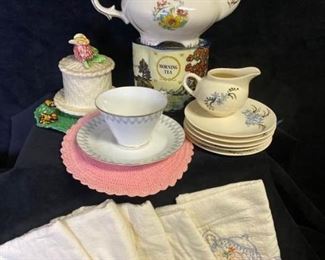 068m English Tea Items