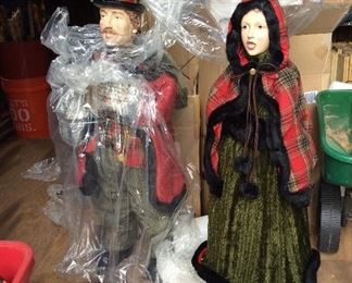 3’ carollers  with 2 children $75