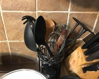 kitchen utensils $2