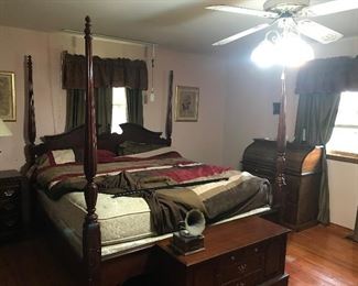 King bed, post are 7 feet high. bed alone $400. mattress set $200. with bed $550.