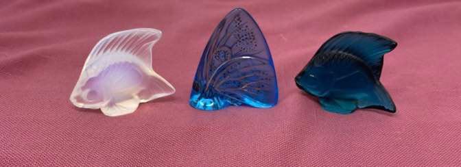 Lalique Glass Fish and Butterfly https://ctbids.com/#!/description/share/373141