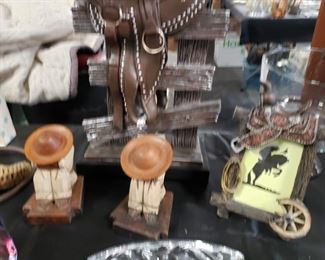 Assorted Western decor call for pricing