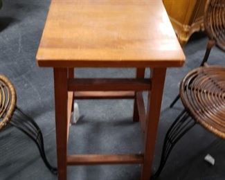 14" x 14" x 29"H Solid wood square bar stool