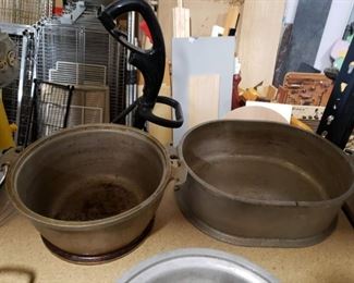 (4) Assorted cast iron Guardian Service cookware  $75 for all 4 