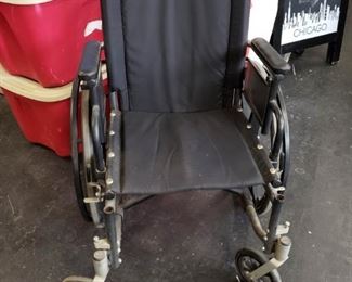 16" Sunrise Quickie Breezy 510  Standard size wheel chair (missing foot rests) $95