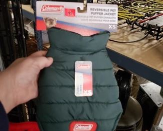 Coleman dog x small reversible pet puffer jacket new with tags $15