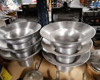 New cast aluminum buffet bowls 6 available $25 each 