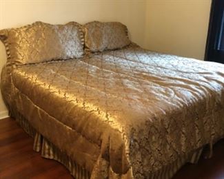 King Bedroom Lot #4 Gold King Bed including bedding $125.00