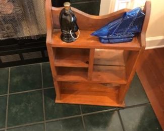 Master Lot #20 Wooden Shelf w/Avon cologne bottles $15.00