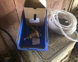Barn Lot #10
Water meter cover, water pressure controlled—New
$20.00