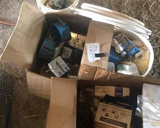 Barn Lot #24
Misc Electrical items
$30.00