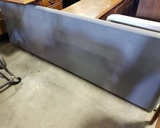 8 foot folding table