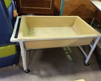 Chilldrens sand station