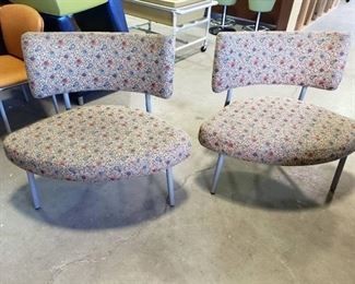 (2) chairs