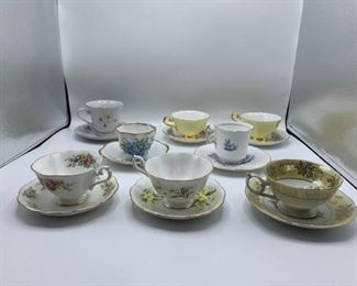 Fine China Tea Cups/Saucers From England https://ctbids.com/#!/description/share/373656