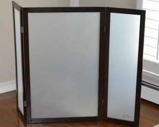 Modest Cat Litter Box Privacy Screen