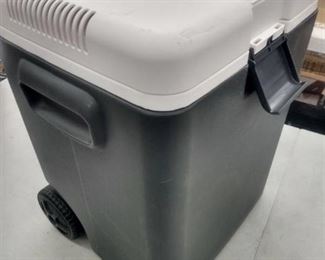 ROCKPALS Car Fridge Electric Cooler and Warmer for Car, 32Quart Mini Fridge for Car and Home with Wheel&Pull Out Handle,12V DC 40Cans Portable Car Coolers for Road Trip, Camping,Truck Driver,Office,RV