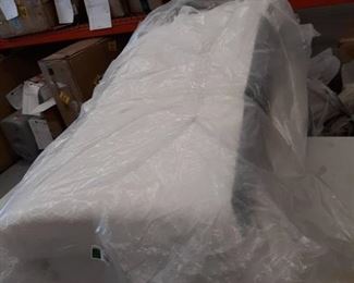 White Mattress Topper UNKNOWN SIZE