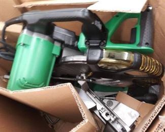 metabo HPT compound miter saw 12"