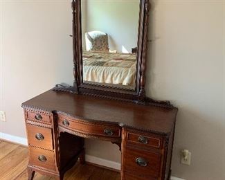 vintage dressing table with mirror  ==> $250