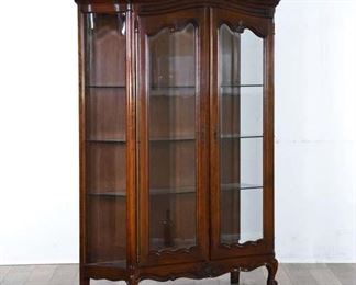 Antique Queen Anne Curio Cabinet W Light & Glass Doors
