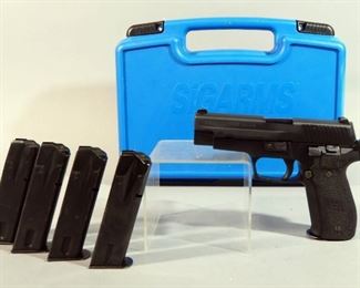 Sig Sauer P226 9mm PARA Pistol SN# U 673 092, With 5 Total Mags, In Original Hard Case