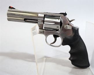 Smith & Wesson 686-3 S&W .357 Mag 6-Shot Revolver SN# CPE7986, With Paperwork, In Original Hard Case