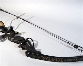 York Archery Left Handed Compound Bow, 50#, With Whisker Biscuit, Quiver, 9 Easton Arrows (6 Broadhead, 3 Target), In Soft Case