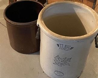 Northwestern stoneware 15 gallon crock