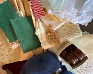 LINEN LOT- NAPKINS, TABLE CLOTHS, MISC $8 ALL - TRAVEL PILLOW SOLD