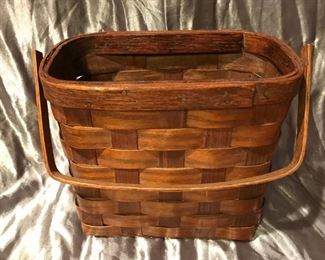 UPRIGHT BASKET  WITH HANDLE - $12