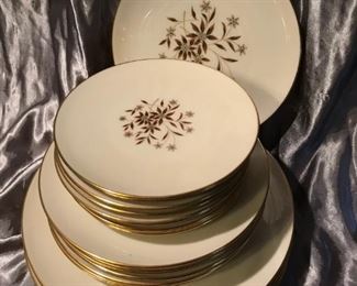 24 PC LENOX CHINE - STARLIGHT - X-302 - IVORY PLATES WITH GOLD TRIM- BROWN LEAVES- TURQUOISE PAINTED RAISED DOTS $60